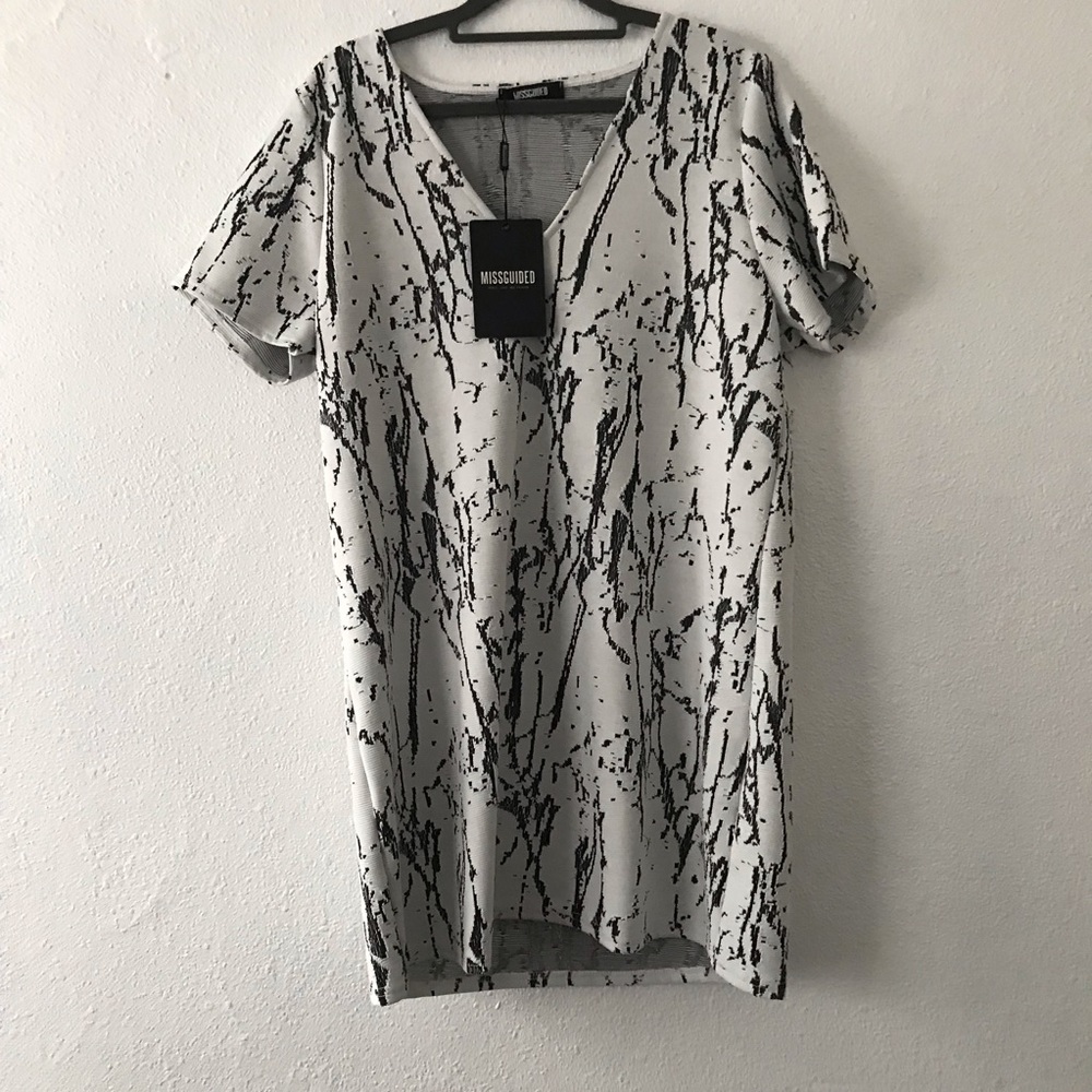 Missguided marble white T-shirt dress